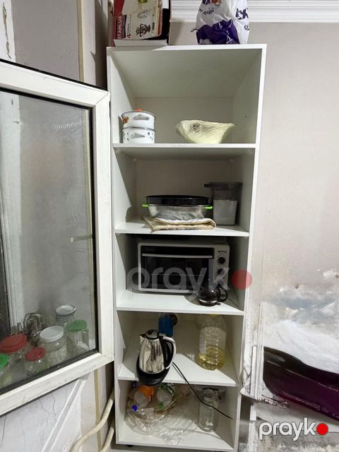 Şkaf 120 azn təzədi 10 gün olar alnıb köçlə bağlı satlır Hündürlüyü — Bakı
