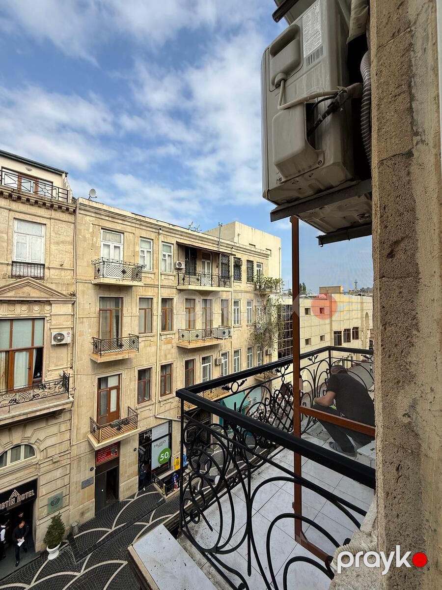 Satılır 3 otaqlı köhnə tikili 75 m² — Mənzil, Bakı (3)