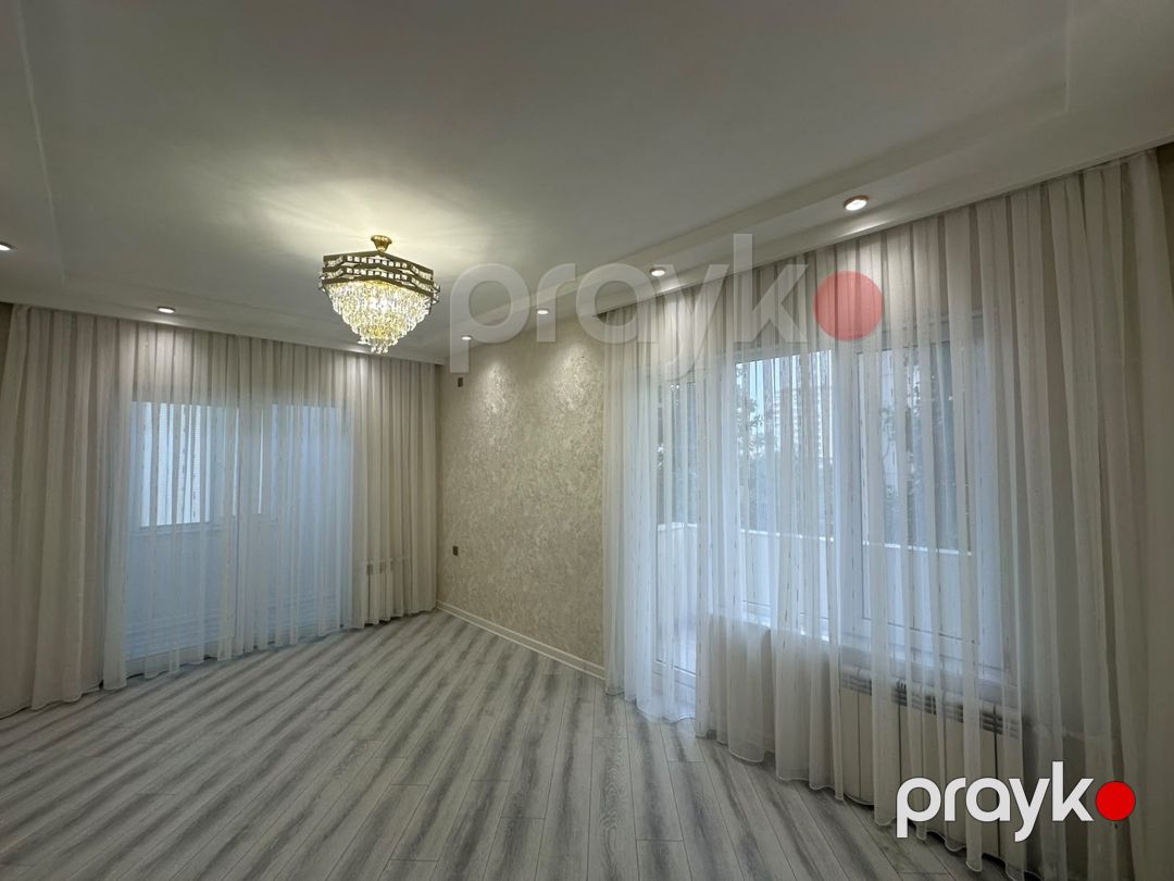 Satılır 1 otaqlı köhnə tikili 45 m² — Mənzil, Bakı (3)