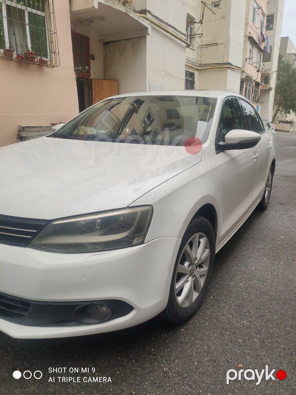 Volkswagen Jetta, 2.0 L, 2013 il, 330 000 km — Avtomobillər, Bakı (6)