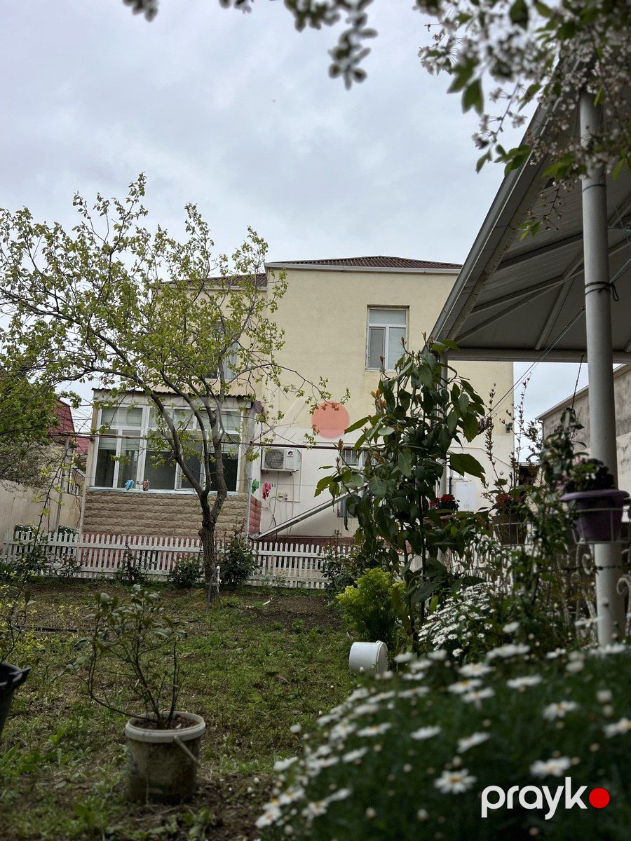 Satılır 4 otaqlı həyət evi/bağ evi 200 m² — Ev, villa, Bakı (6)