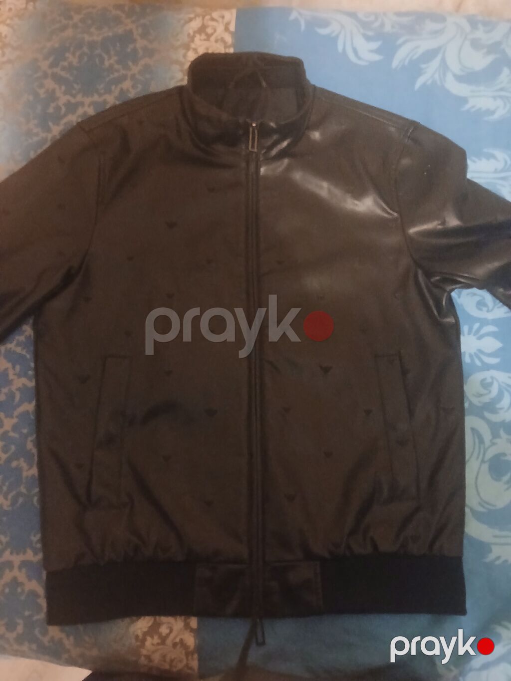 Qara dəri gödəkçə - Material: hamar parıltılı qara dəri, səthində — Kurtkalar, Bakı (2)