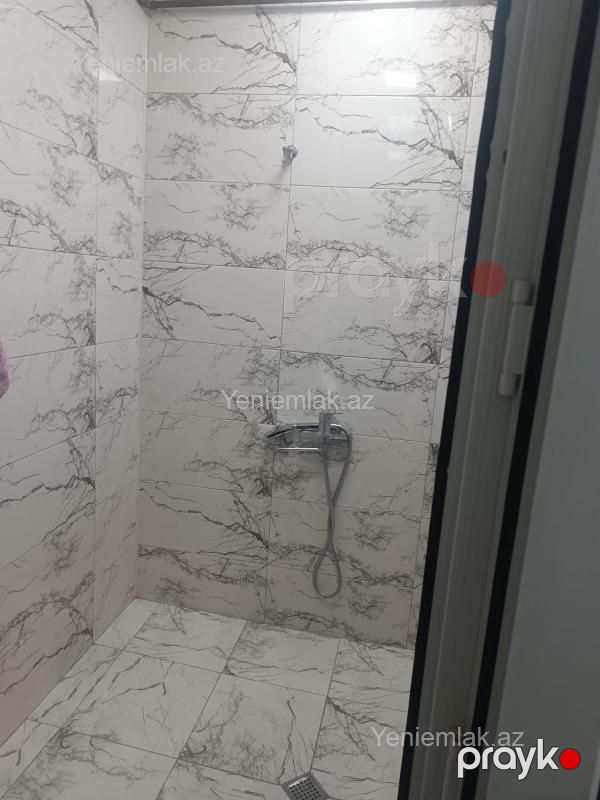 Satılır 4 otaqlı Bina evi menzil (Köhnə tikili), 93 m², 6-cı mikrorayon — Mənzil, Sumqayıt (10)