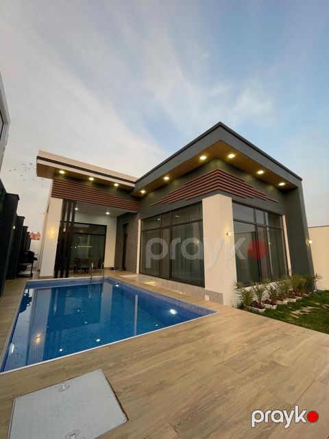 İcarəyə verilir 5 otaqlı həyət evi/bağ evi 300 m²