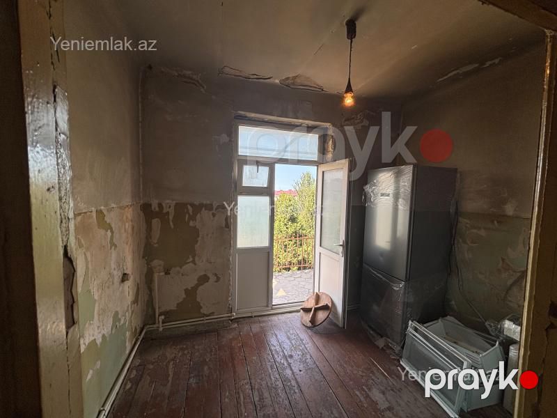 Satılır 2 otaqlı Bina evi menzil (Köhnə tikili), 65 m², 1-ci məhəllə — Mənzil, Sumqayıt (12)
