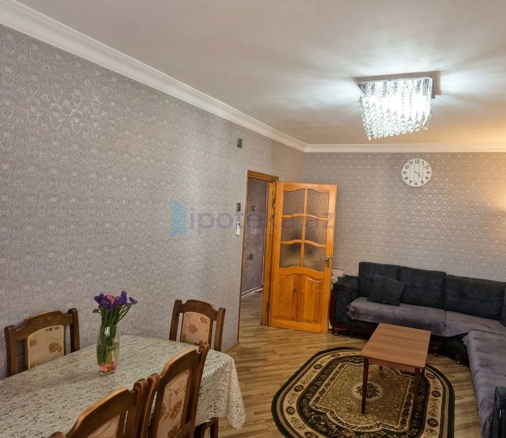 Satılır: 3 Otaq, Köhnə tikili, Nərimanov r., 90.00 m² — Bakı