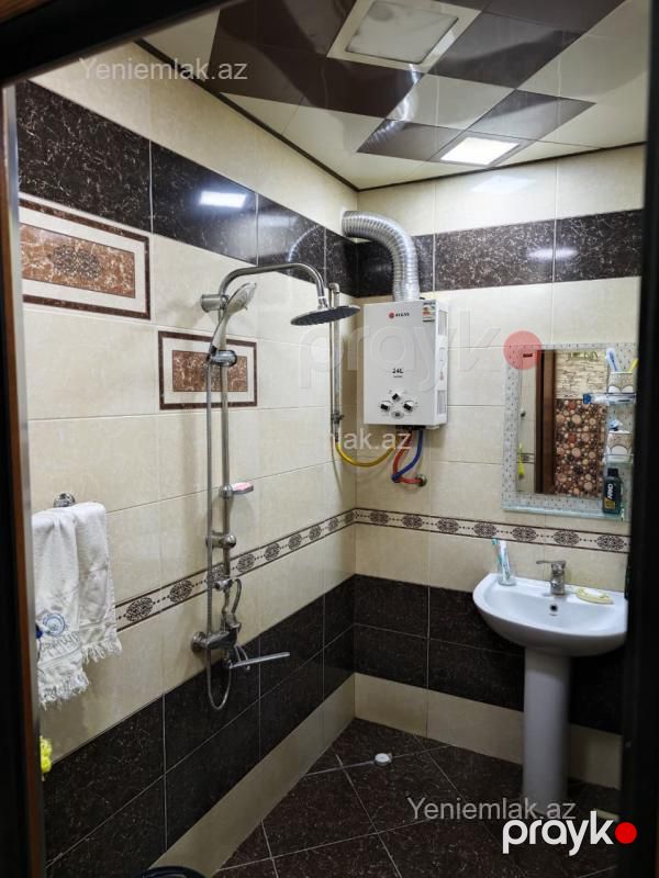 Satılır 4 otaqlı Bina evi menzil (Köhnə tikili), 90 m², Xətai rayonu — Mənzil, Bakı (8)