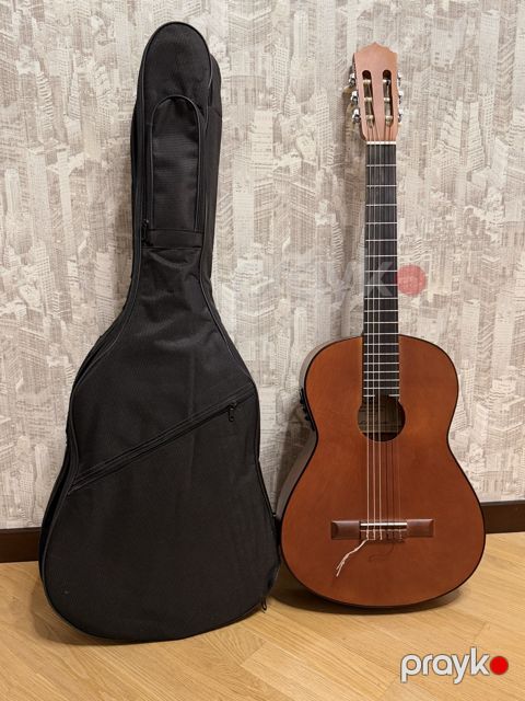 Klassik gitara — Bakı