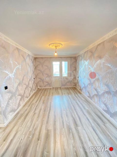 Satılır 2 otaqlı Bina evi menzil (Köhnə tikili), 50 m², 4-cü mikrorayon — Sumqayıt