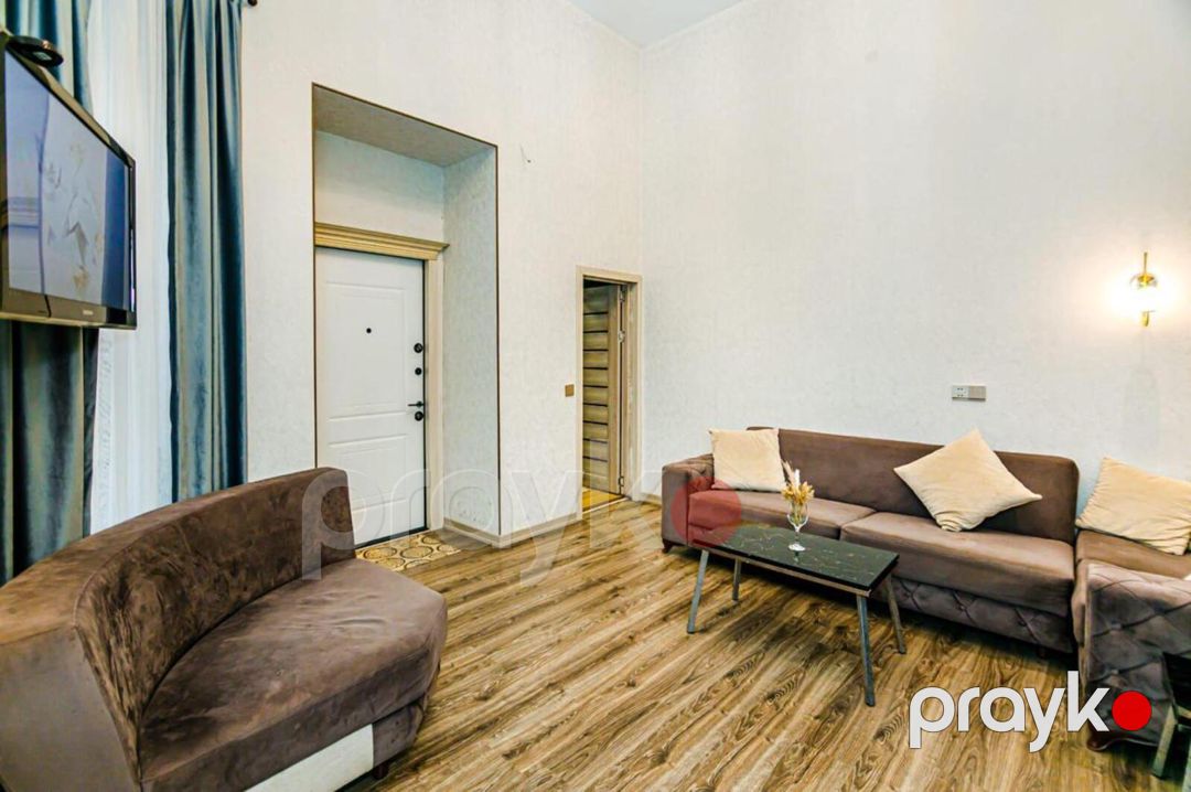 Satılır 2 otaqlı köhnə tikili 72 m² — Mənzil, Bakı (4)