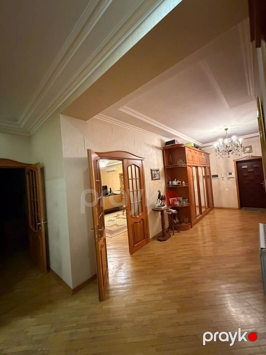 Satılır 4 otaqlı yeni tikili 150 m² — Mənzil, Bakı (2)
