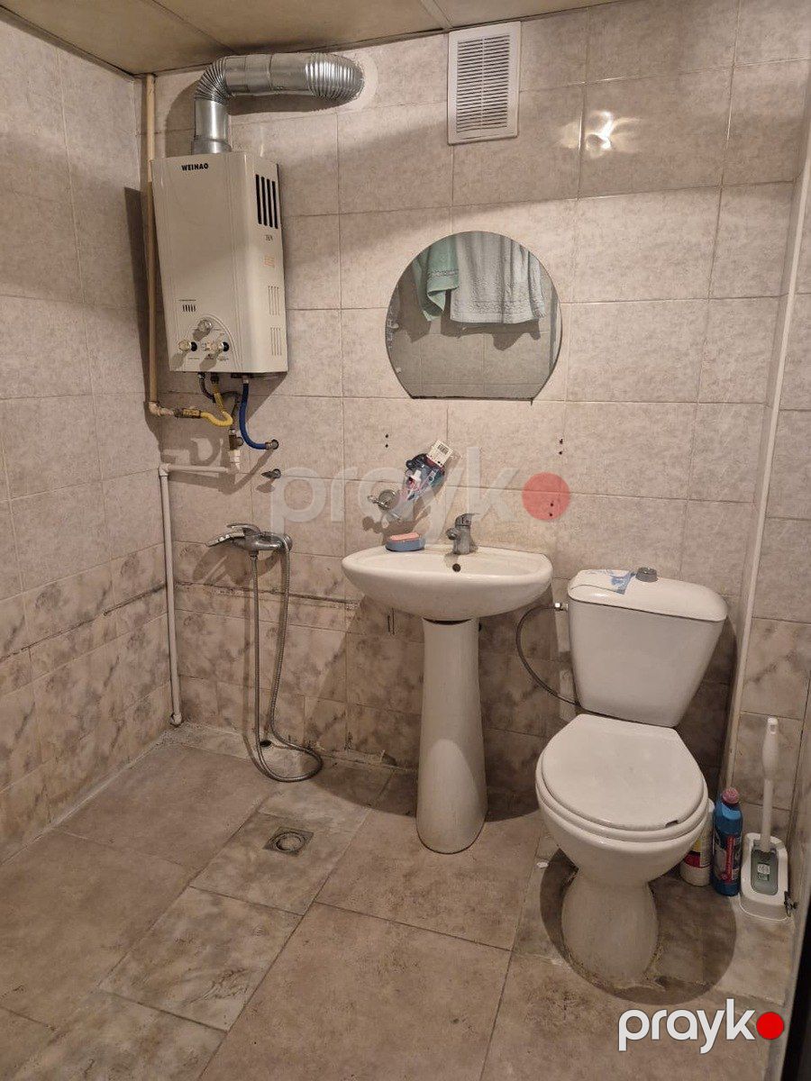 Satılır 1 otaqlı köhnə tikili 35 m² — Mənzil, Bakı (9)