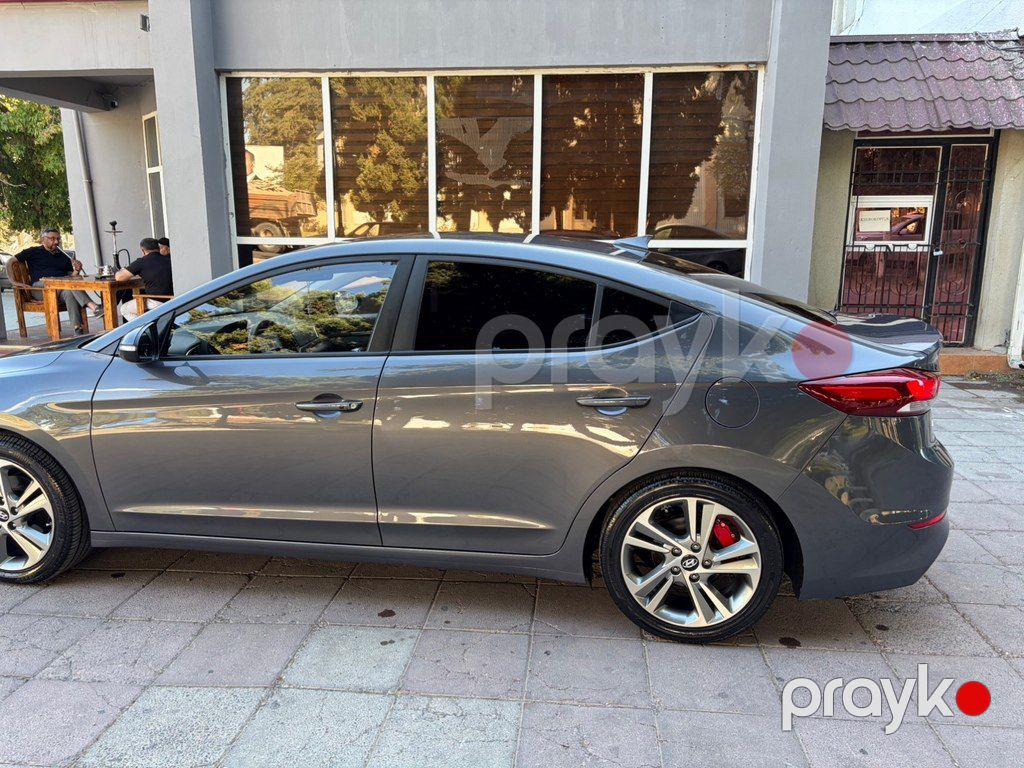 Hyundai Elantra, 1.6 L, 2018 il, 200 000 km — Avtomobillər, Mingəçevir (4)