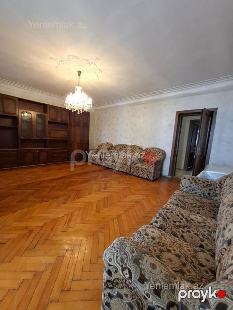 Satılır 3 otaqlı Bina evi menzil (Köhnə tikili), 110 m², Nəsimi rayonu — Bakı