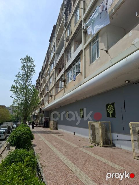 Bakı, 3 otaqlı, Köhnə tikili, 90 kv. m