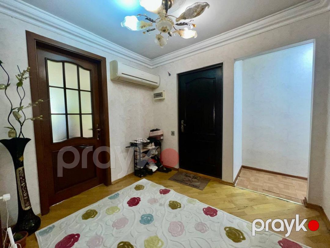 Satılır 4 otaqlı köhnə tikili 95 m² — Mənzil, Bakı (2)