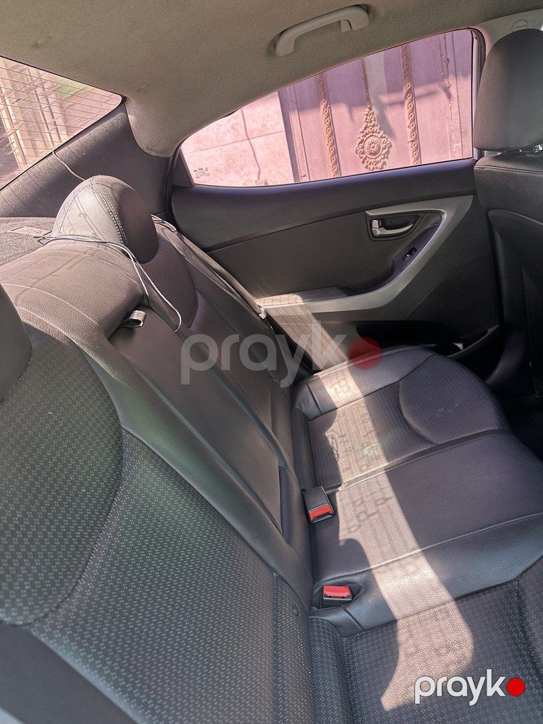 Hyundai Avante, 1.6 L, 2014 il, 270 000 km — Avtomobillər, Bakı (8)