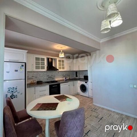 3-otaqlı mənzil, Elmlər Akademiyası m., 85 m² — Bakı