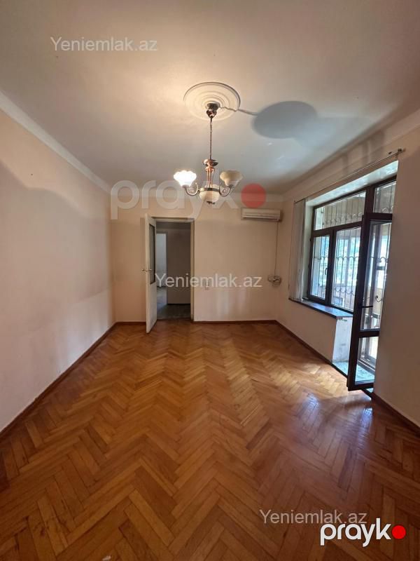 Satılır 3 otaqlı Bina evi menzil (Köhnə tikili), 85 m², Yasamal rayonu — Mənzil, Bakı (5)