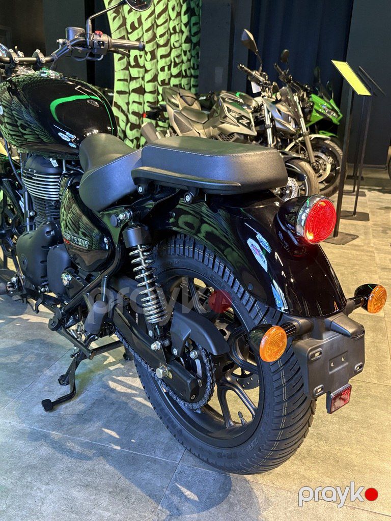 Royal Enfield Meteor 350, 350 sm3, 2025 il, yeni — Motosikletlər, Bakı (4)