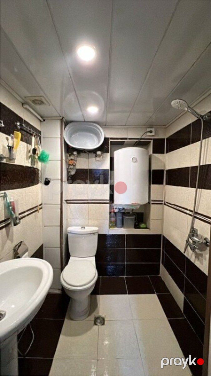 Satılır 2 otaqlı köhnə tikili 55 m² — Mənzil, Bakı (4)