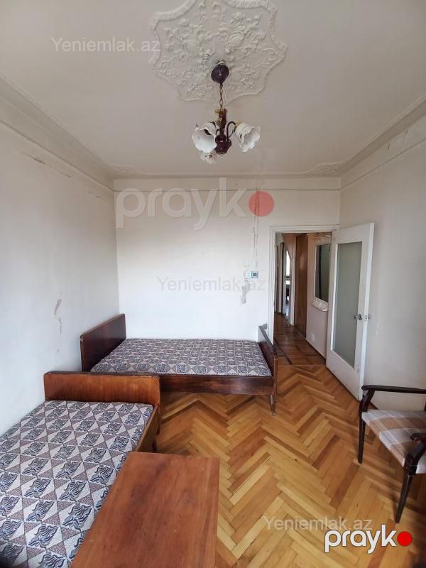 Satılır 2 otaqlı Bina evi menzil (Köhnə tikili), 65 m², Xətai rayonu — Mənzil, Bakı (4)