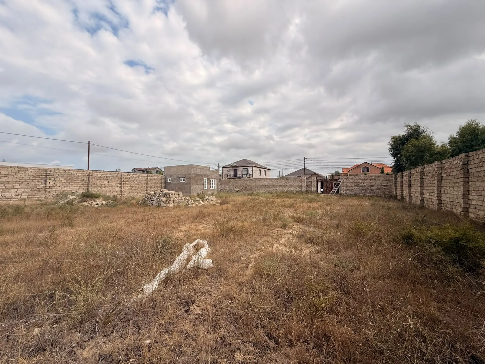 Şüvəlan, Torpaq satılır - 12 sot — Torpaq, Bakı (2)
