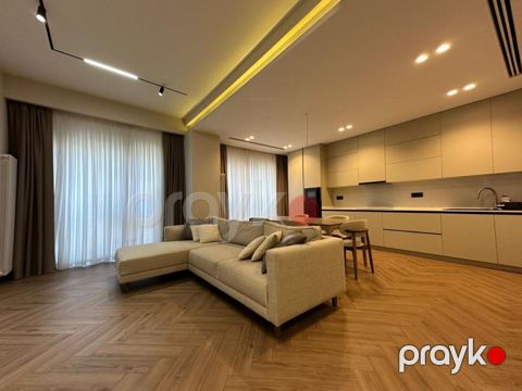 Satılır 4 otaqlı yeni tikili 150 m²