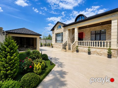 Satılır 5 otaqlı həyət evi/bağ evi 240 m² — Bakı