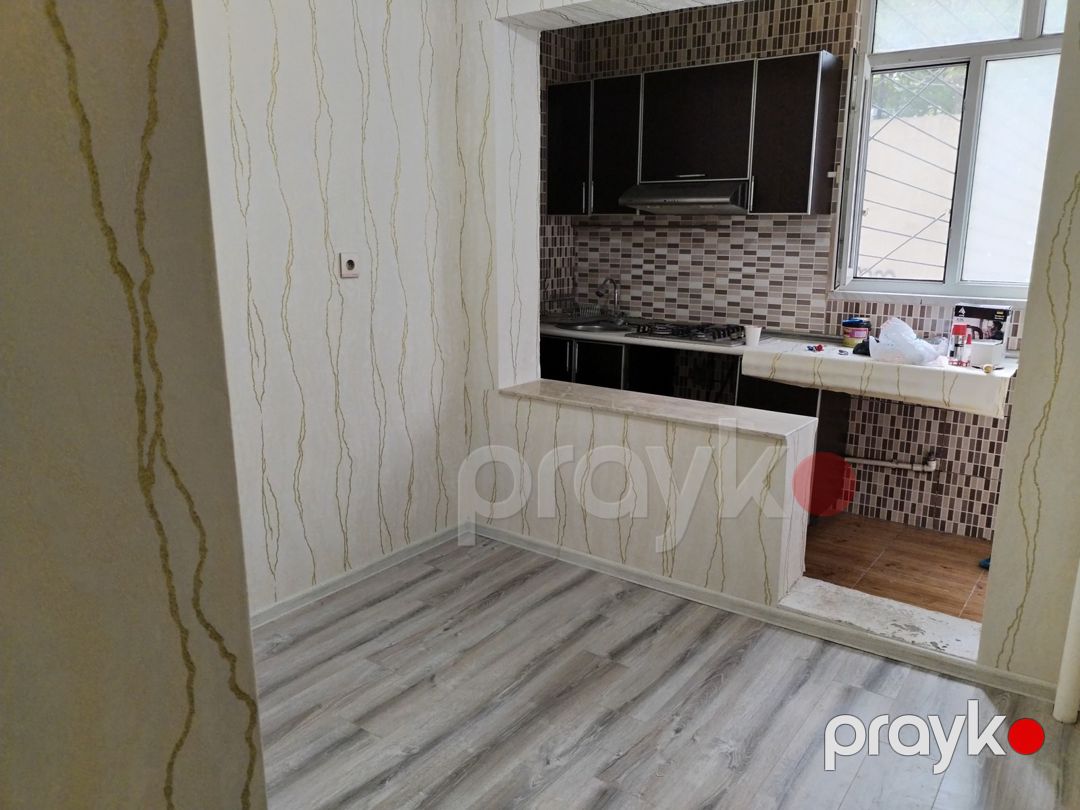 Satılır 1 otaqlı köhnə tikili 45 m² — Mənzil, Bakı (7)