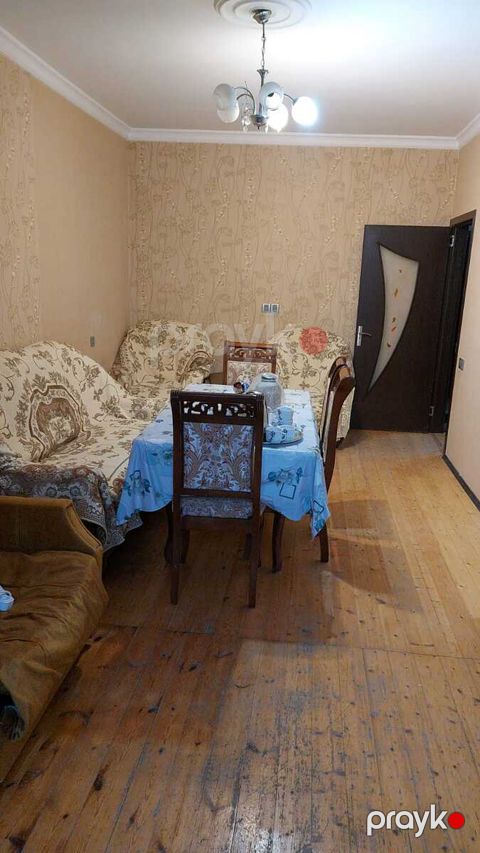 İcarəyə verilir 2 otaqlı köhnə tikili 60 m² — Bakı