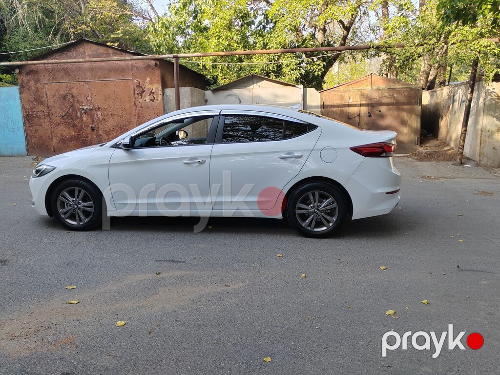 Hyundai Elantra: 1.6 l 2016 il Sedan — Avtomobillər, Xırdalan (6)