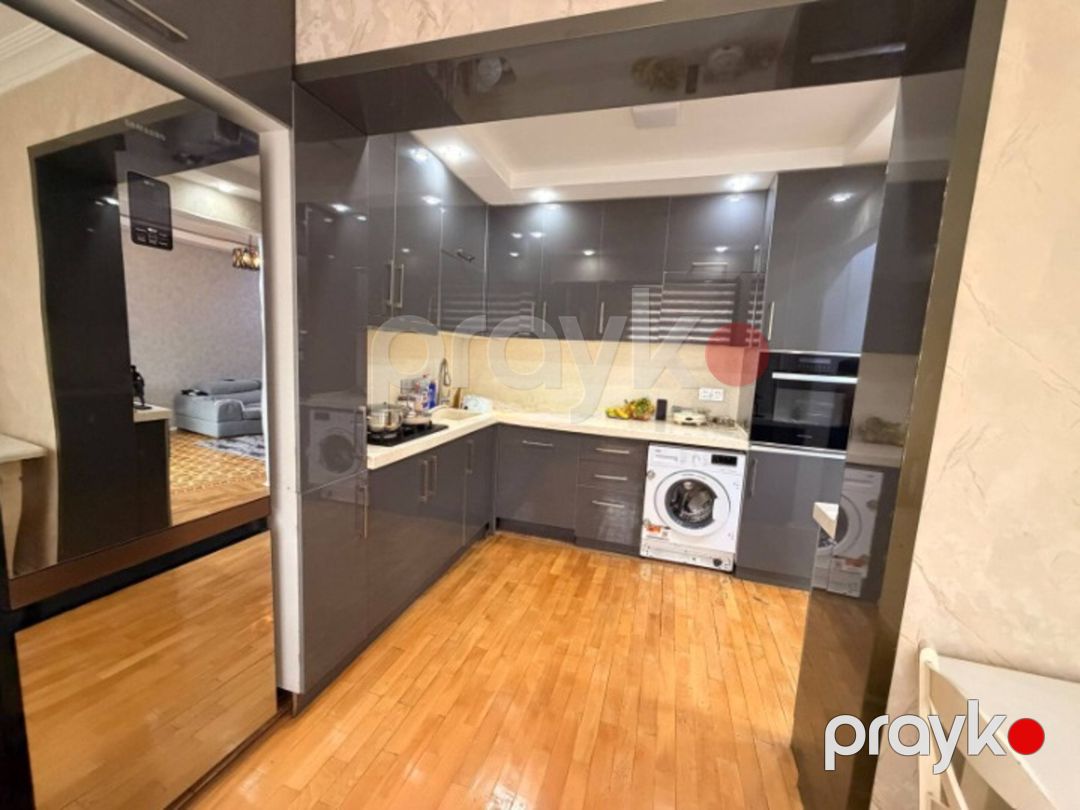 Satılır 4 otaqlı köhnə tikili 110 m² — Mənzil, Bakı (9)