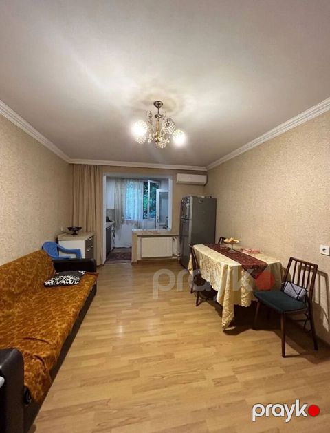 Satılır 3 otaqlı köhnə tikili 70 m² — Bakı