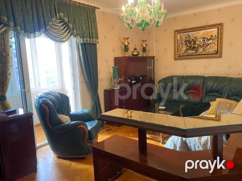 Satılır 3 otaqlı köhnə tikili 85 m² — Bakı