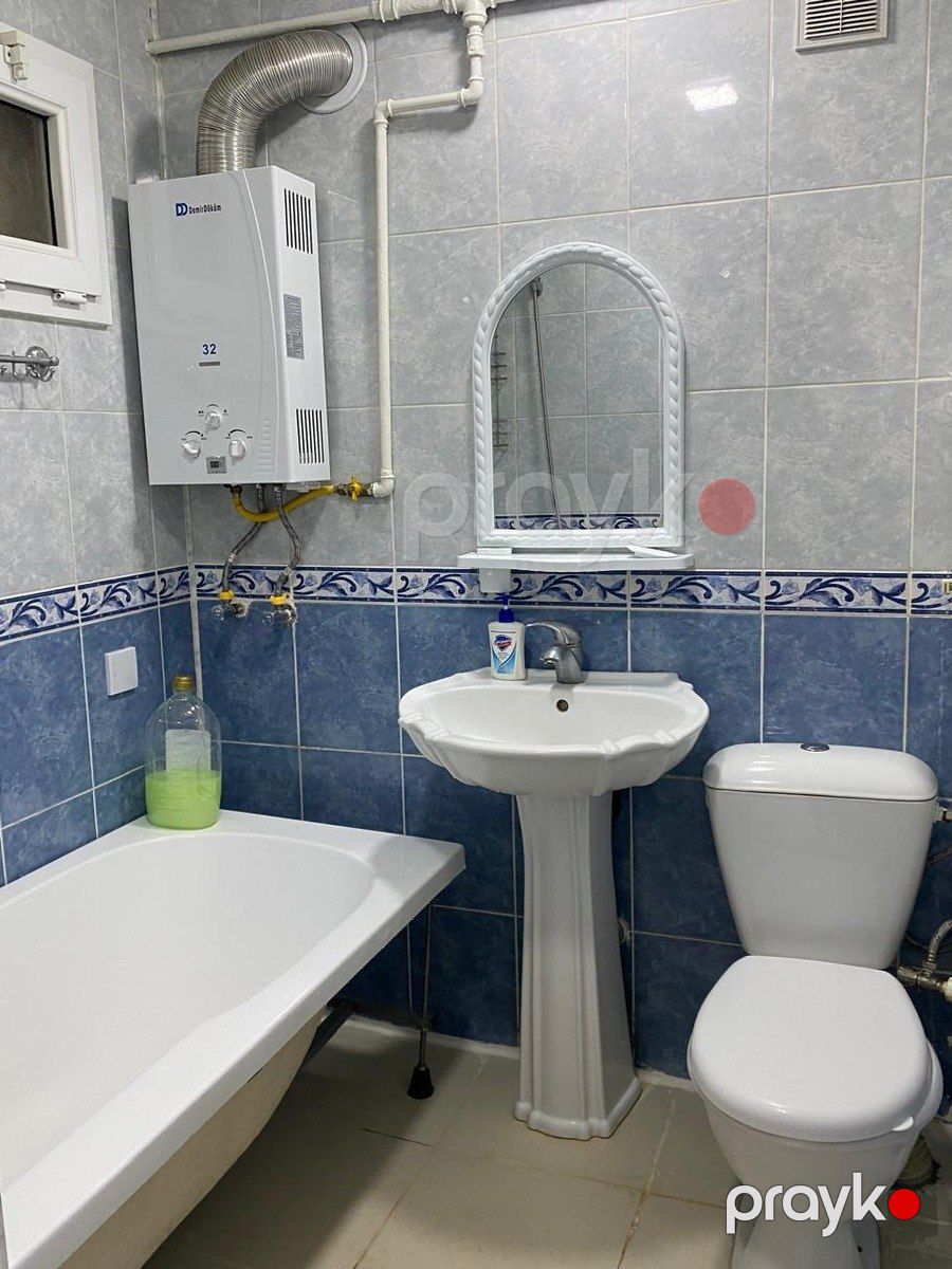 İcarəyə verilir 1 otaqlı köhnə tikili 38 m² — Mənzil, Bakı (8)