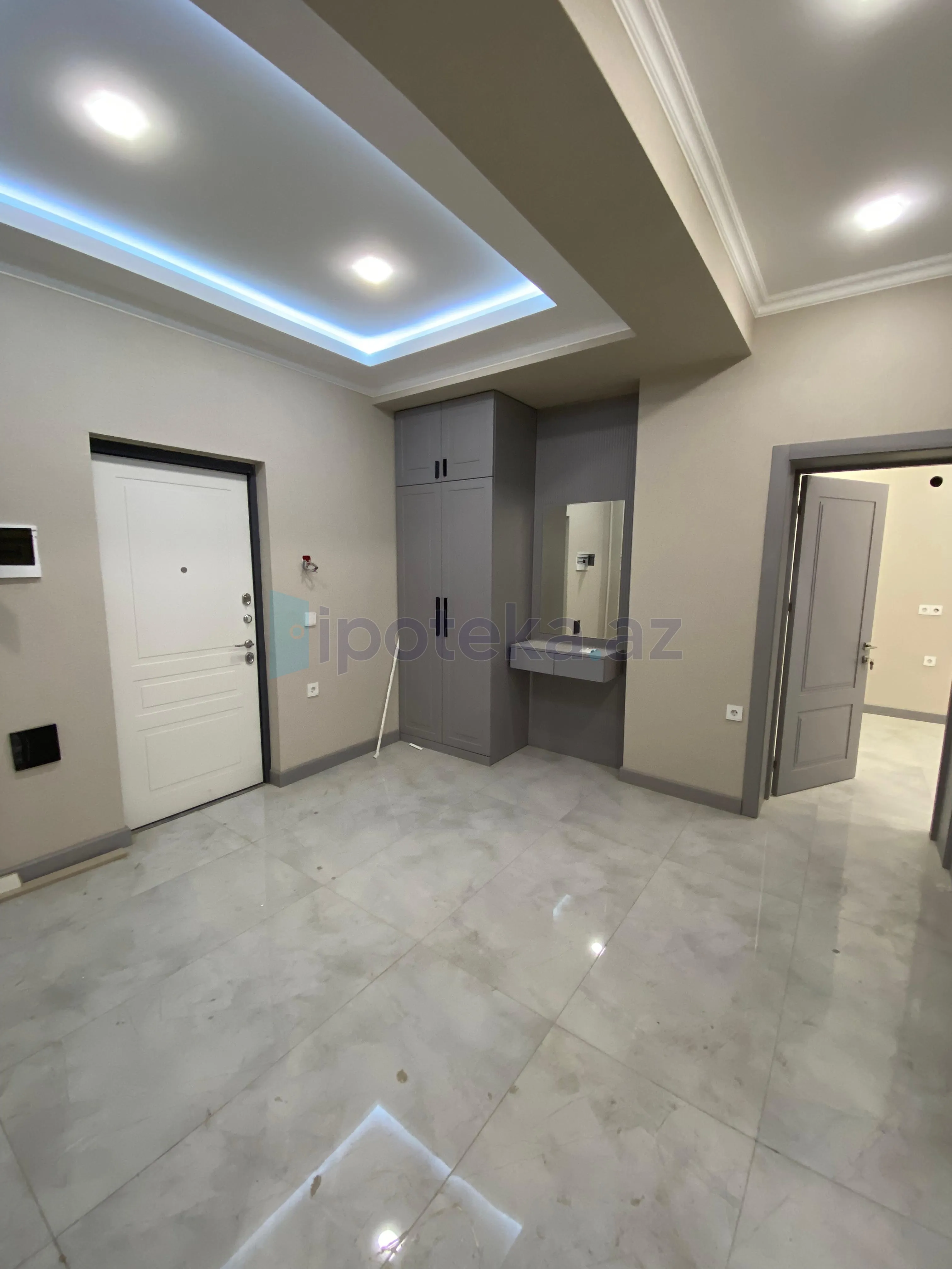 Satılır: 2 Otaq, Yeni tikili, Binəqədi r., 7-ci mkr q., 88.00 m² — Bakı