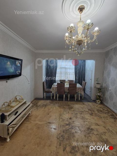 Satılır 2 otaqlı Bina evi menzil (Köhnə tikili), 58 m², 10-cu mikrorayon — Sumqayıt