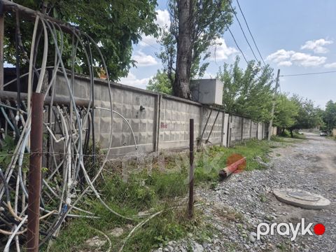 Satılır obyekt 350 m² — Şəki