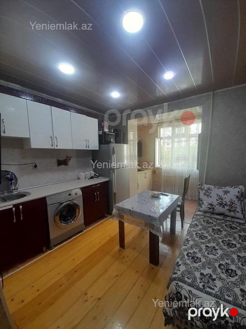 Satılır 3 otaqlı Bina evi menzil (Köhnə tikili), 72 m², Suraxanı rayonu — Bakı