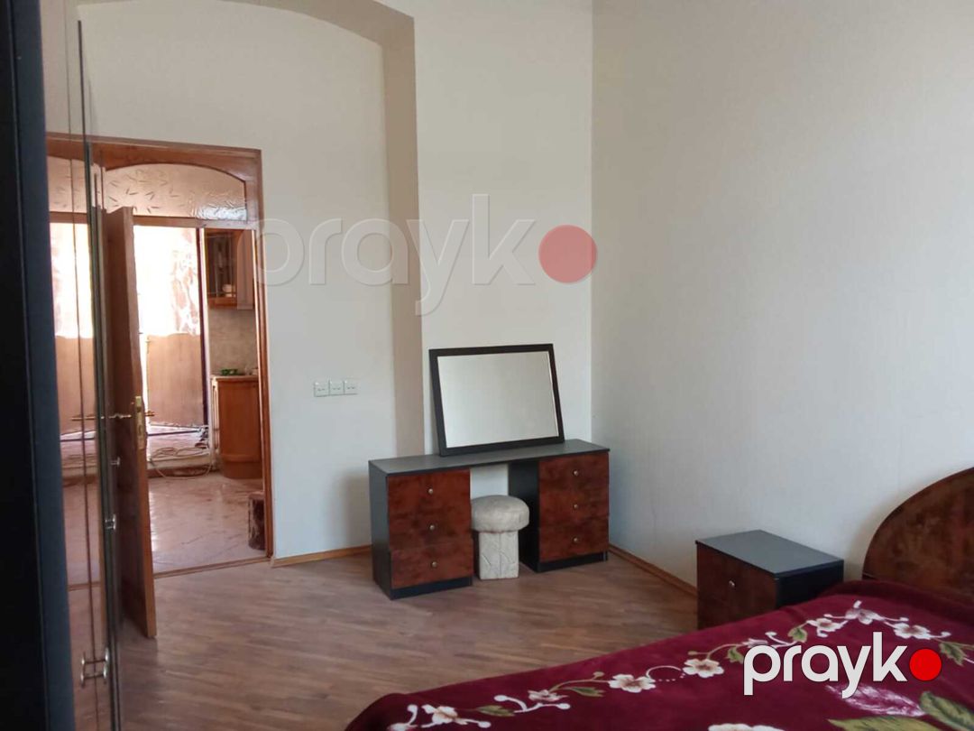 İcarəyə verilir 4 otaqlı köhnə tikili 180 m² — Mənzil, Bakı (12)