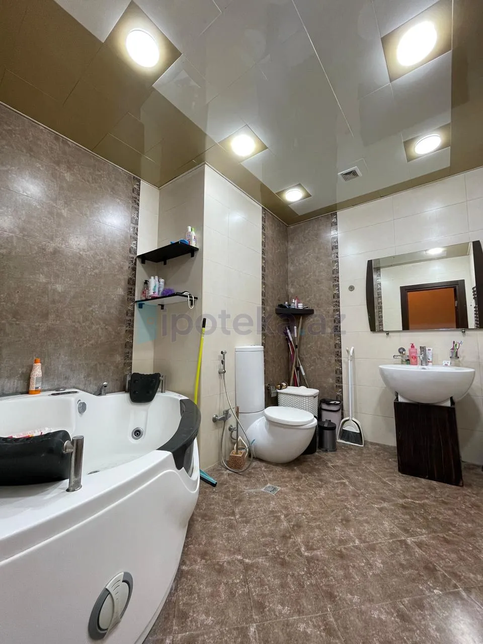 Satılır: 4 Otaq, Yeni tikili, Nəsimi r., 198.00 m² — Mənzil, Bakı (9)