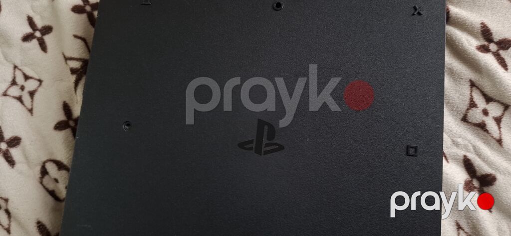 Sony PlayStation 4 Pro oyun konsolu – model CUH-7215B PS4 — Oyun konsolları, Xırdalan (2)
