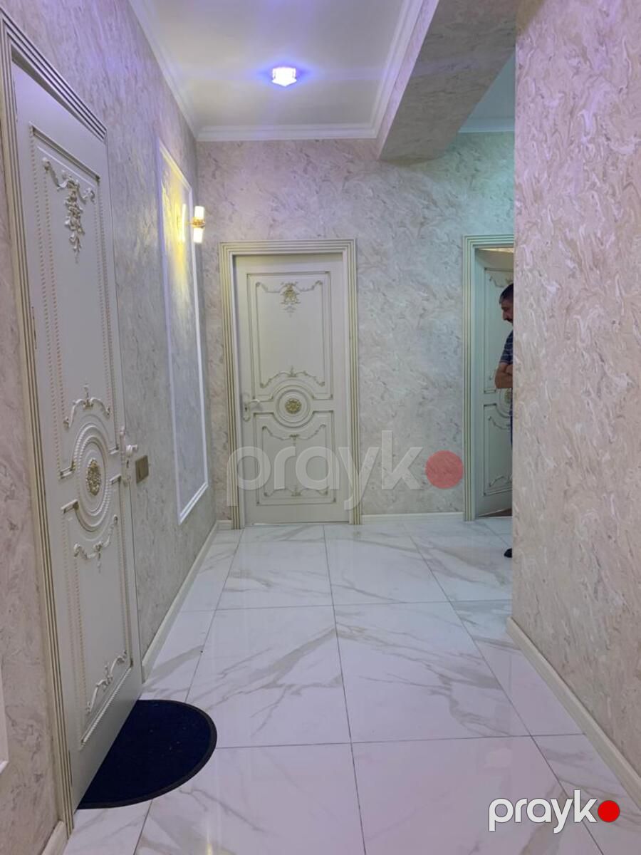 Satılır 3 otaqlı yeni tikili 145 m² — Mənzil, Bakı (2)