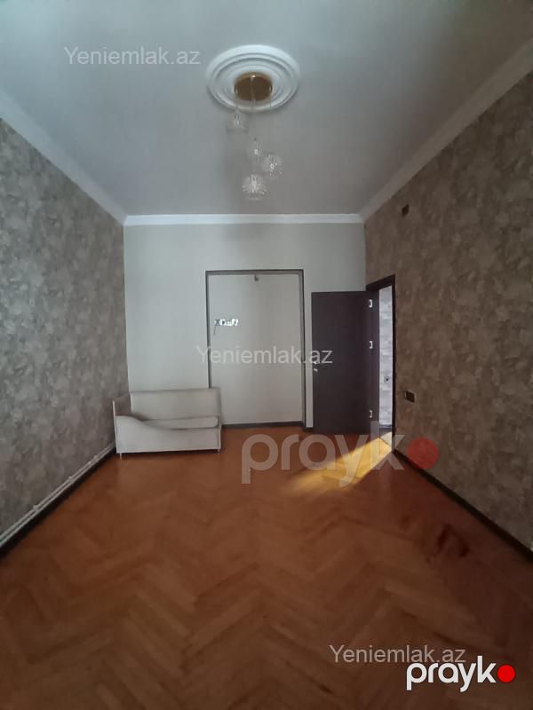 Satılır 4 otaqlı Bina evi menzil (Köhnə tikili), 100 m², 3-cü məhəllə — Mənzil, Sumqayıt (7)