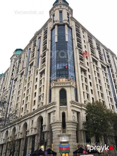 Satılır 4 otaqlı Bina evi menzil (Yeni tikili), 211 m², Yasamal rayonu — Bakı