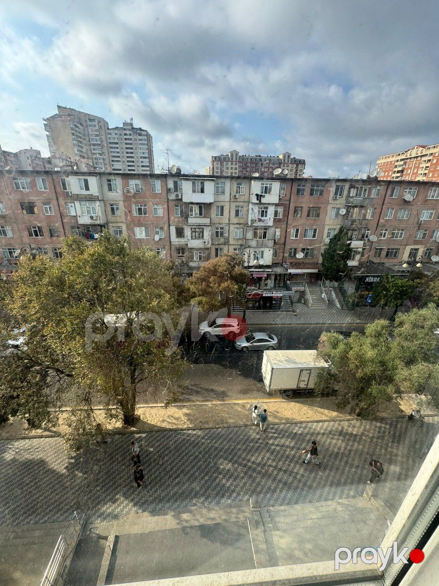 Satılır 2 otaqlı köhnə tikili 55 m² — Mənzil, Bakı (5)