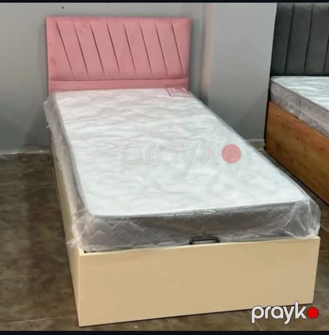 Tək nəfərlik çarpayı və döşək dəsti - Ölçü: təxmini 90x190 sm (tək — Xırdalan