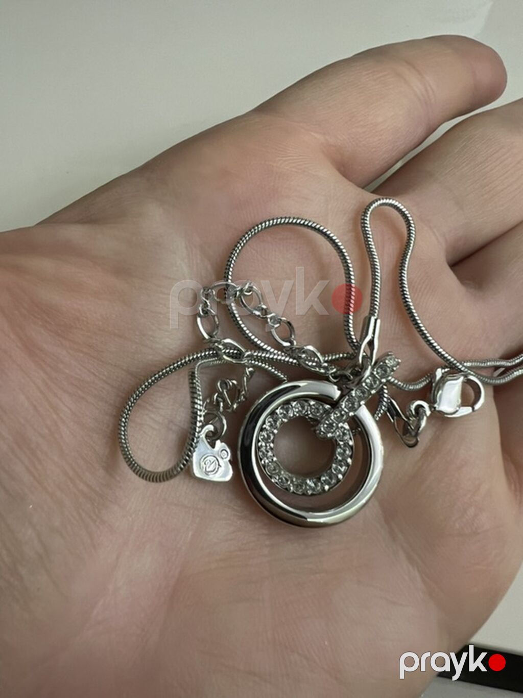 Gümüş rəngli zəncir və dairəvi kulonlu qadın boyunbağı - Material — Qolye və zəncir, Bakı (3)