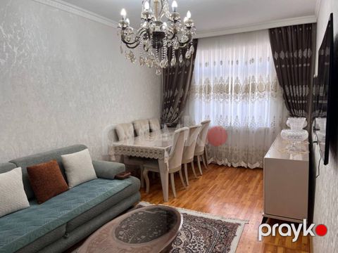 Satılır 3 otaqlı köhnə tikili 85 m²